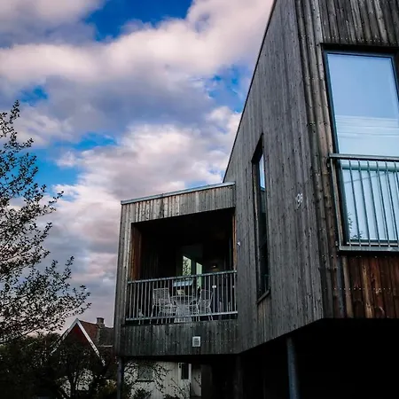 Villa Architect-designed House On The Rooftops Of The