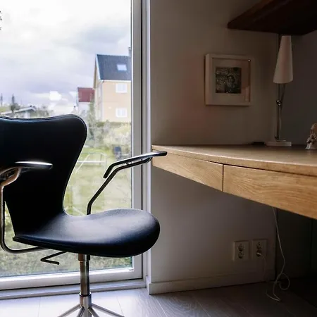 Villa Architect-designed House On The Rooftops Of The