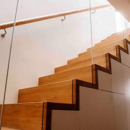Villa Architect-designed House On The Rooftops Of The